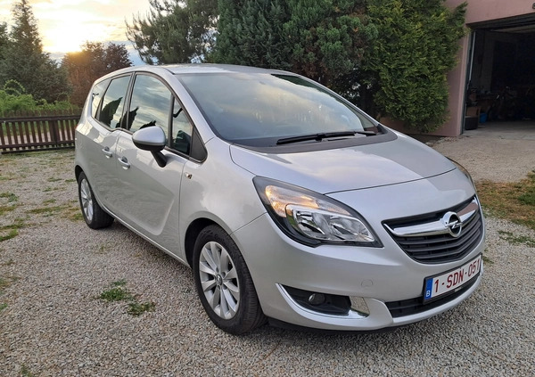 Opel Meriva cena 31900 przebieg: 87500, rok produkcji 2016 z Strzelin małe 92